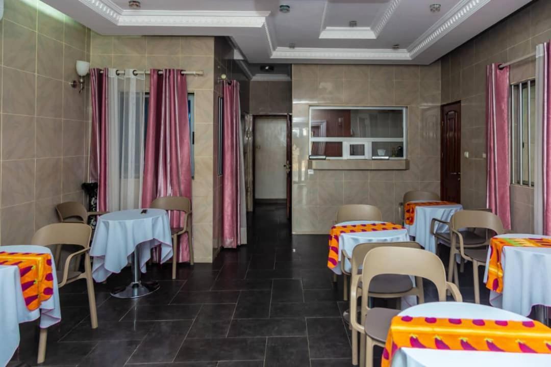 Benin Berge Hotel Cotonou Exterior foto